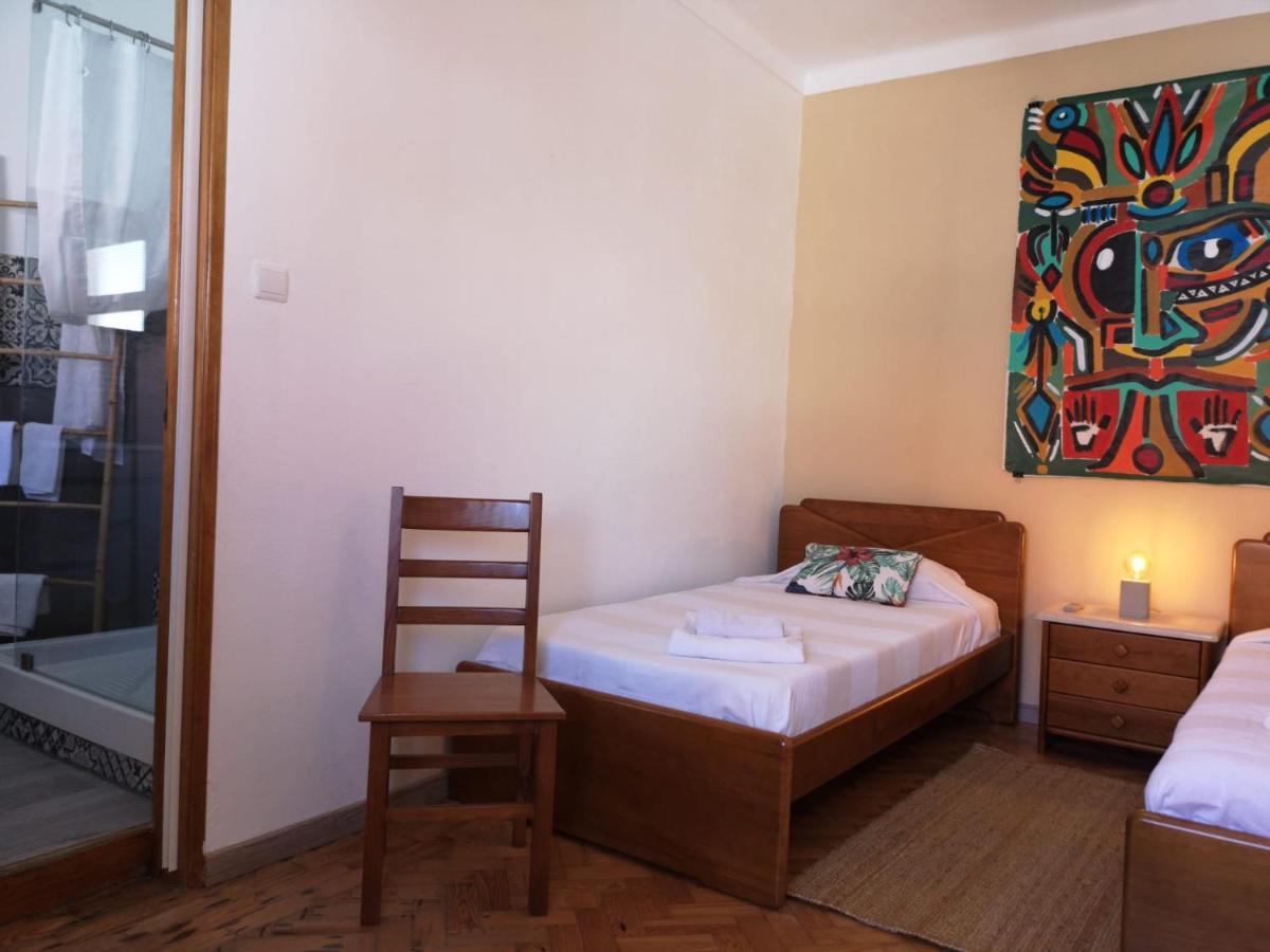 Foz Surfcamp Hotel Foz do Arelho Buitenkant foto